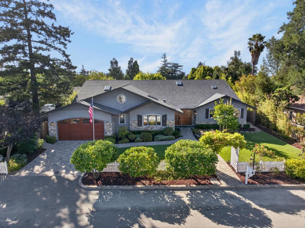 1509 Walnut Drive
