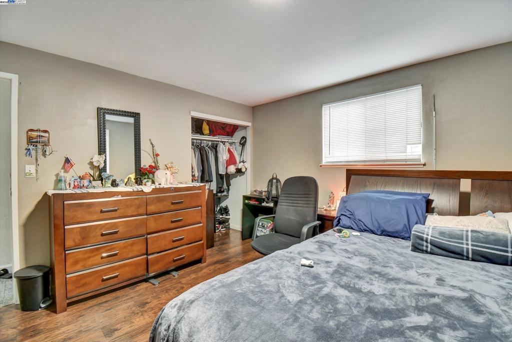 INTERNATIONAL - Residential