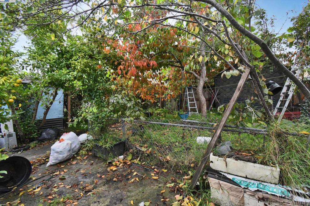 INTERNATIONAL - Residential