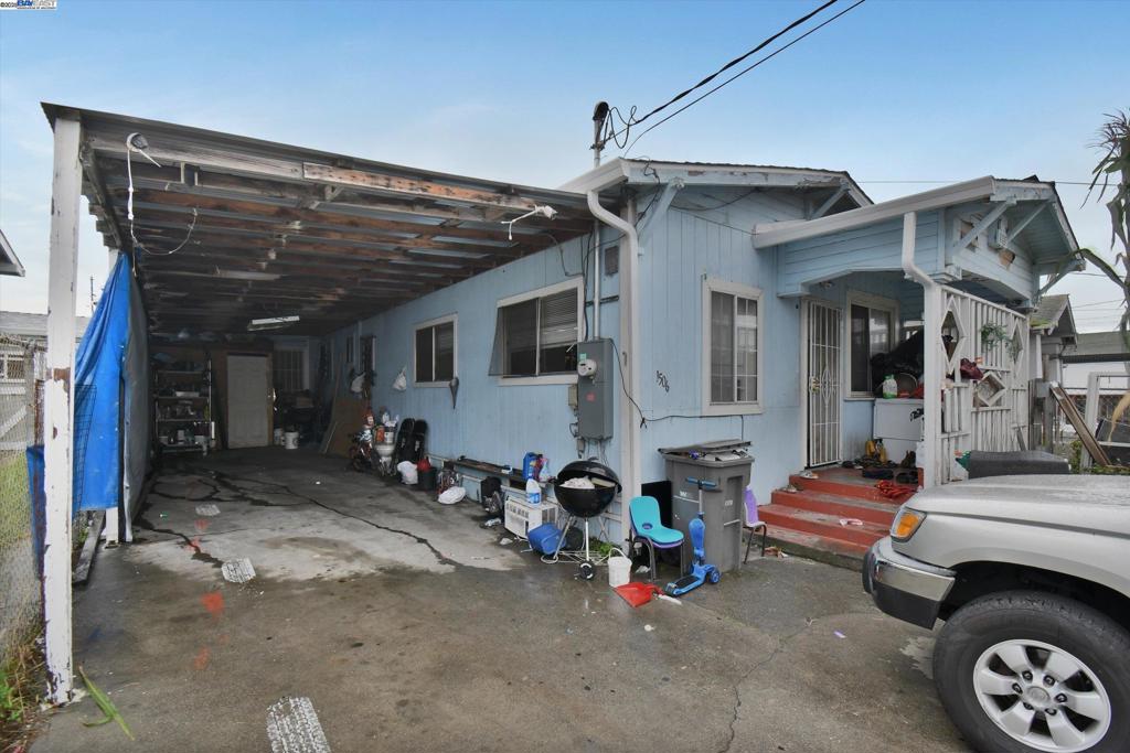 INTERNATIONAL - Residential