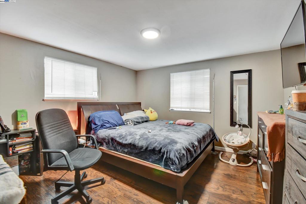 INTERNATIONAL - Residential