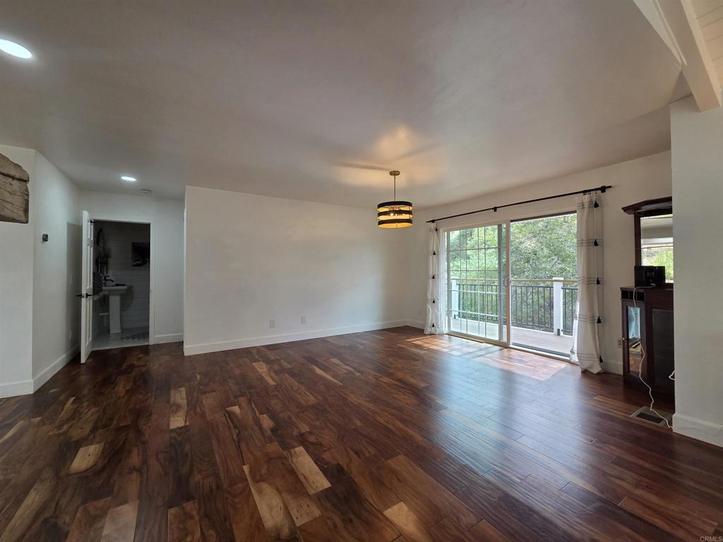 1165 Midway Dr