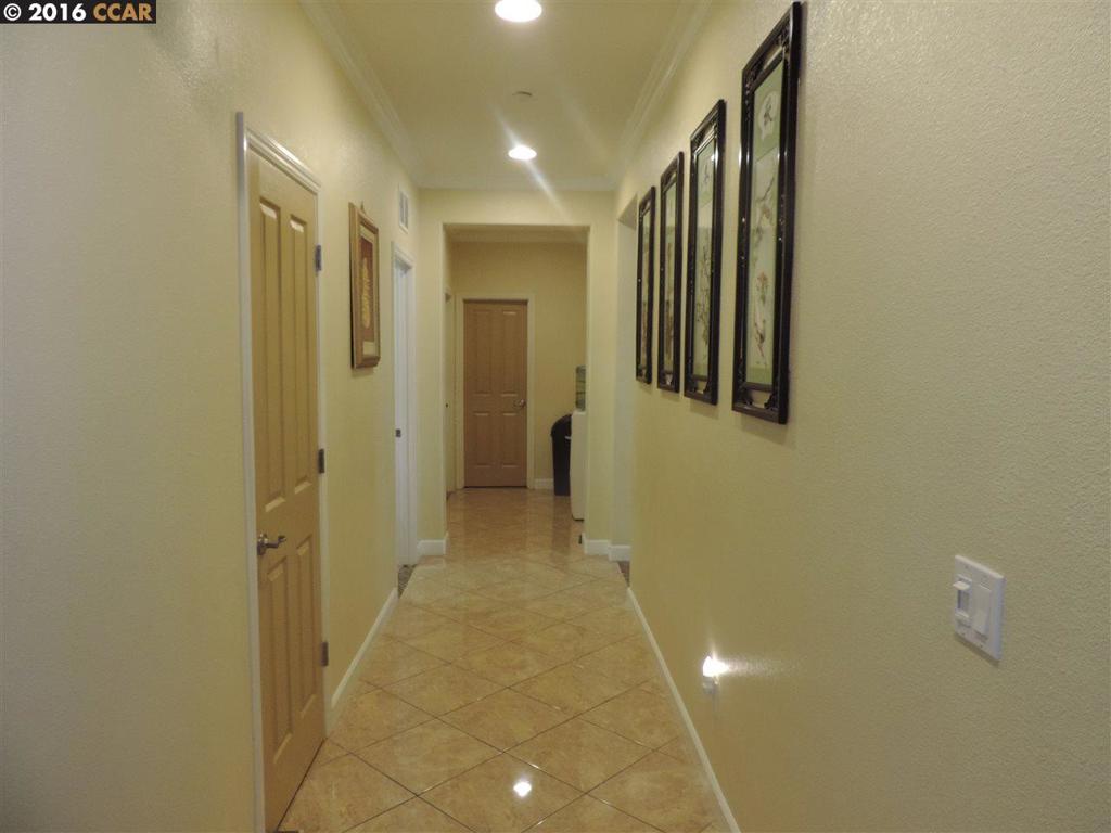 BRENTWOOD - Residential