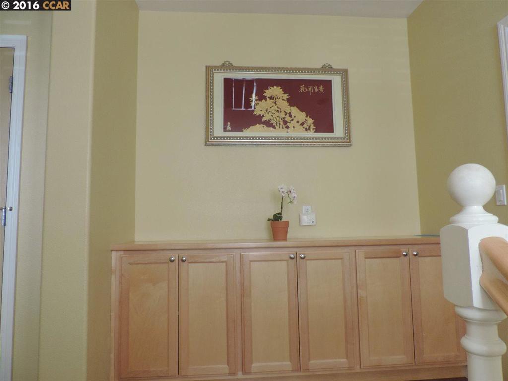 BRENTWOOD - Residential