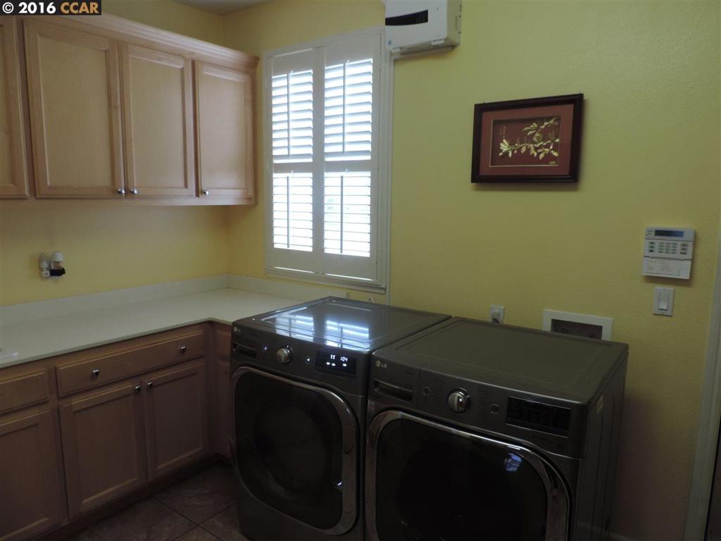 BRENTWOOD - Residential