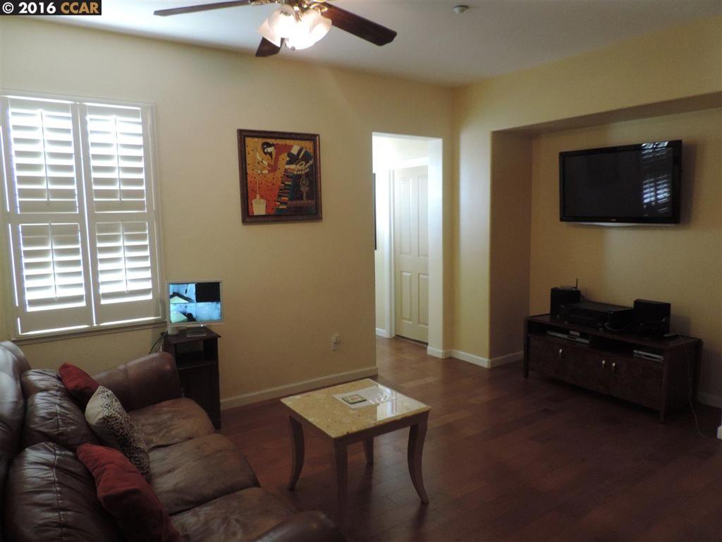 BRENTWOOD - Residential