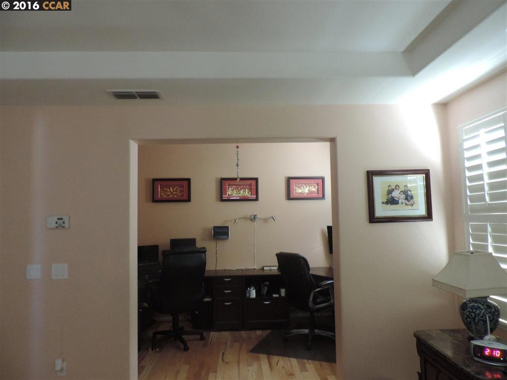 BRENTWOOD - Residential