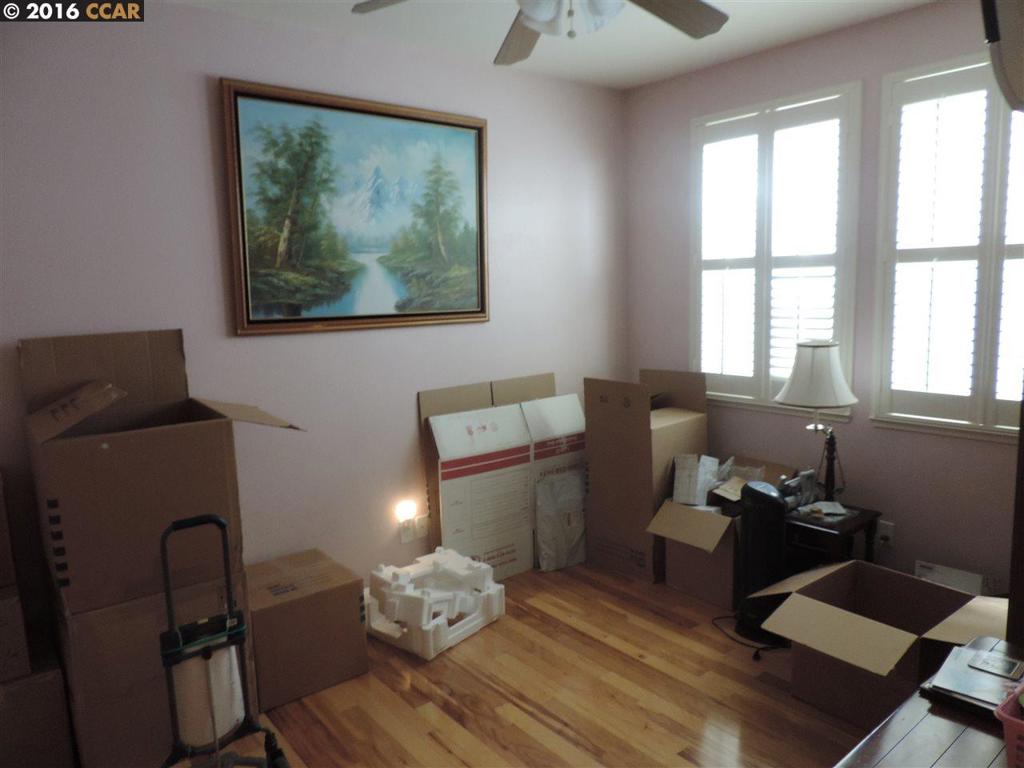 BRENTWOOD - Residential