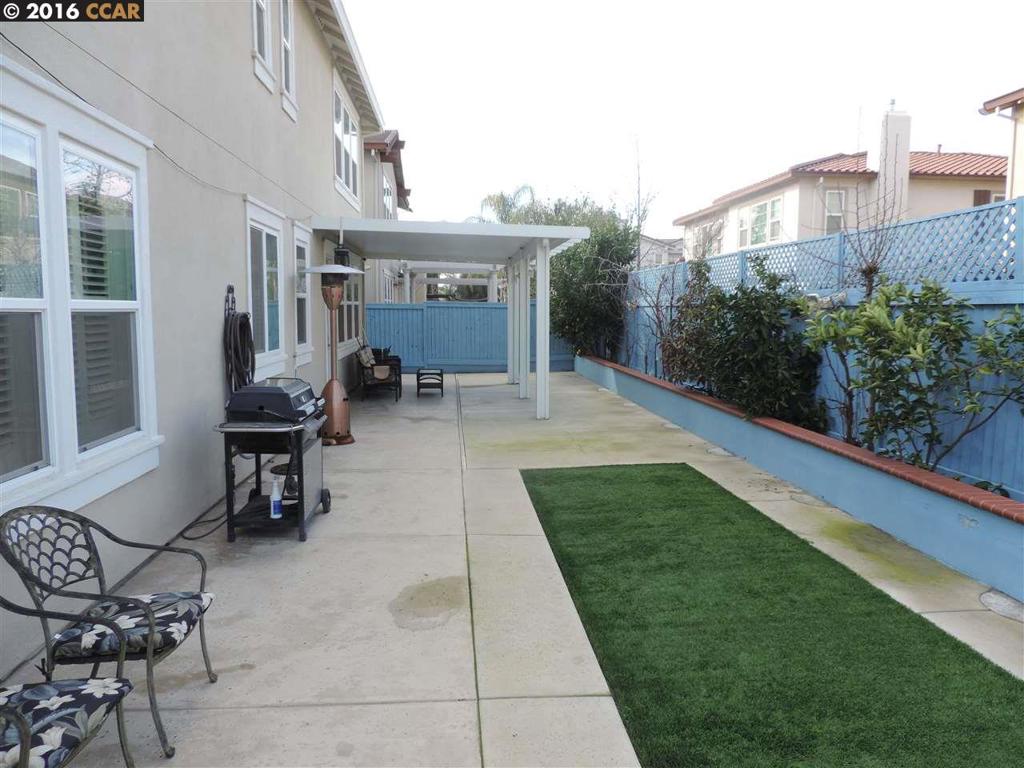 BRENTWOOD - Residential