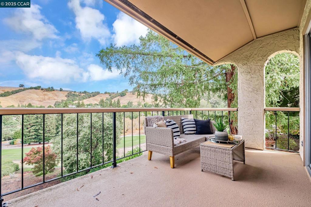 ROSSMOOR - Residential