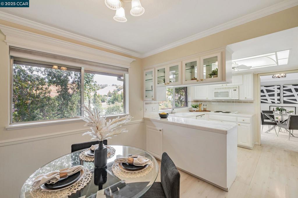 ROSSMOOR - Residential