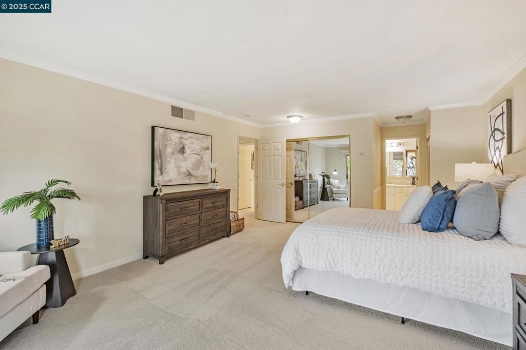 ROSSMOOR - Residential