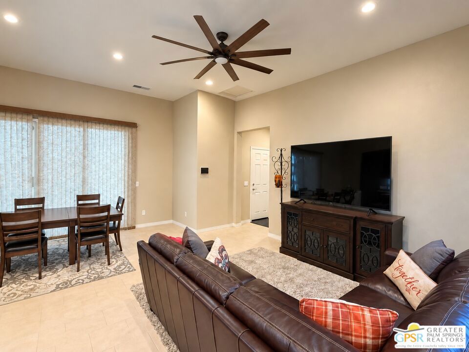 39935 Alba Way