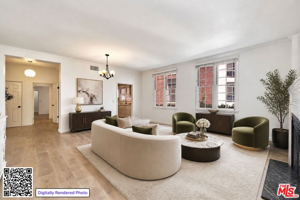 420 S Barrington Avenue 102