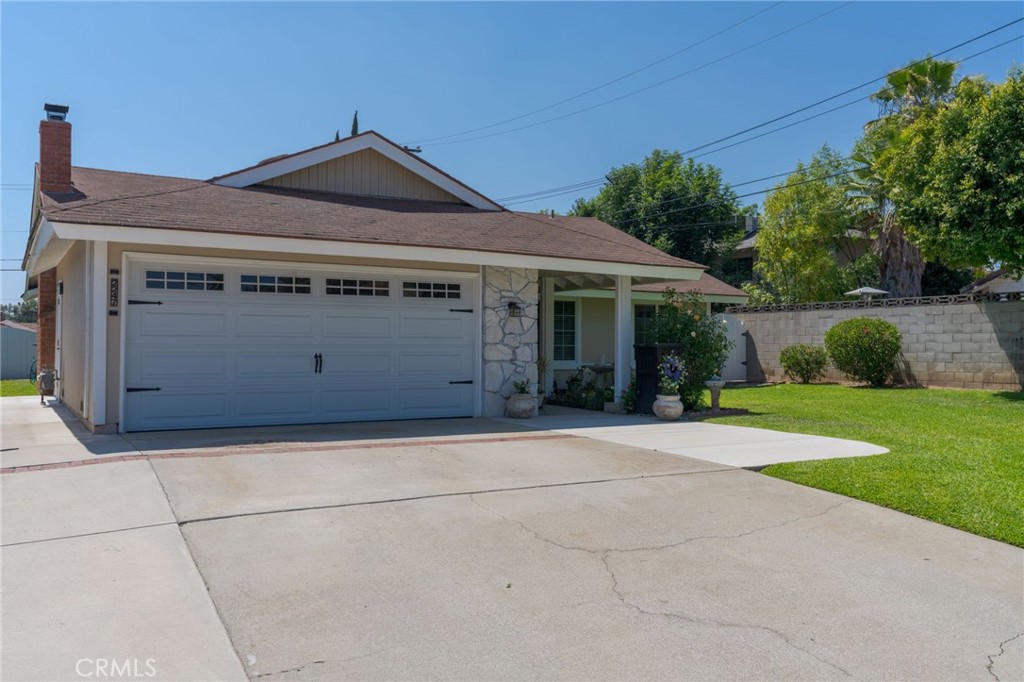 2247 Stratford Way