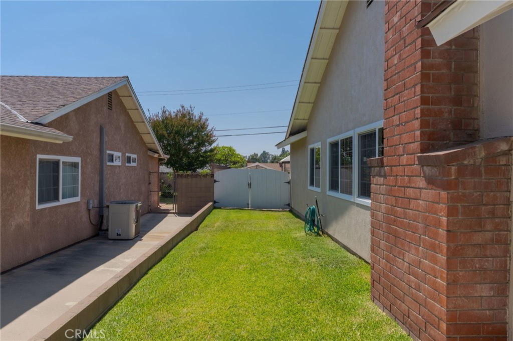 2247 Stratford Way