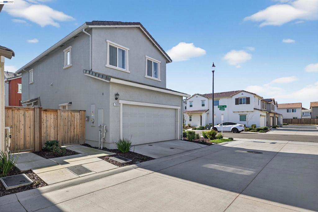 7000 Santa Venetia Pl