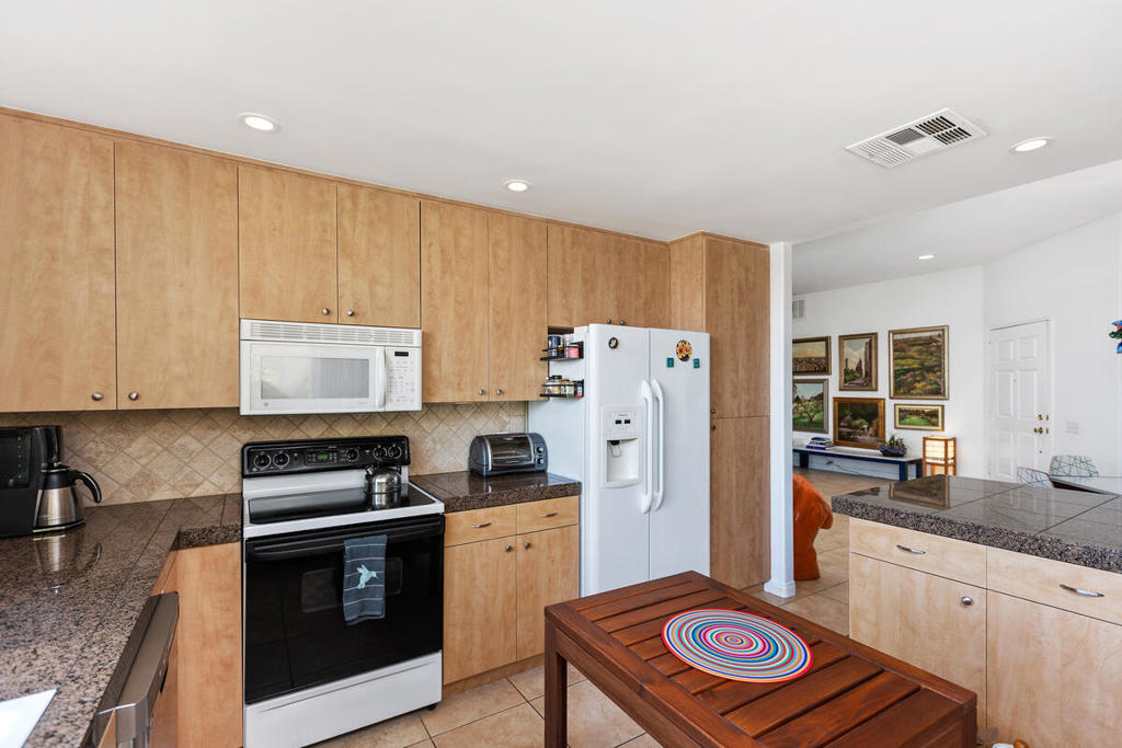 Mission Hills East - Residential Lease