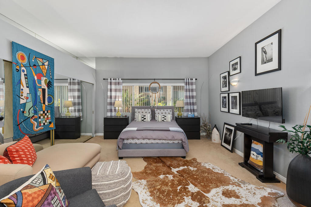 Mission Hills East - Residential Lease