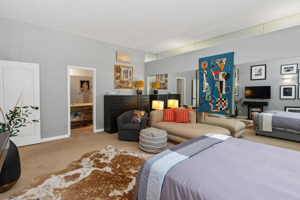 Mission Hills East - Residential Lease