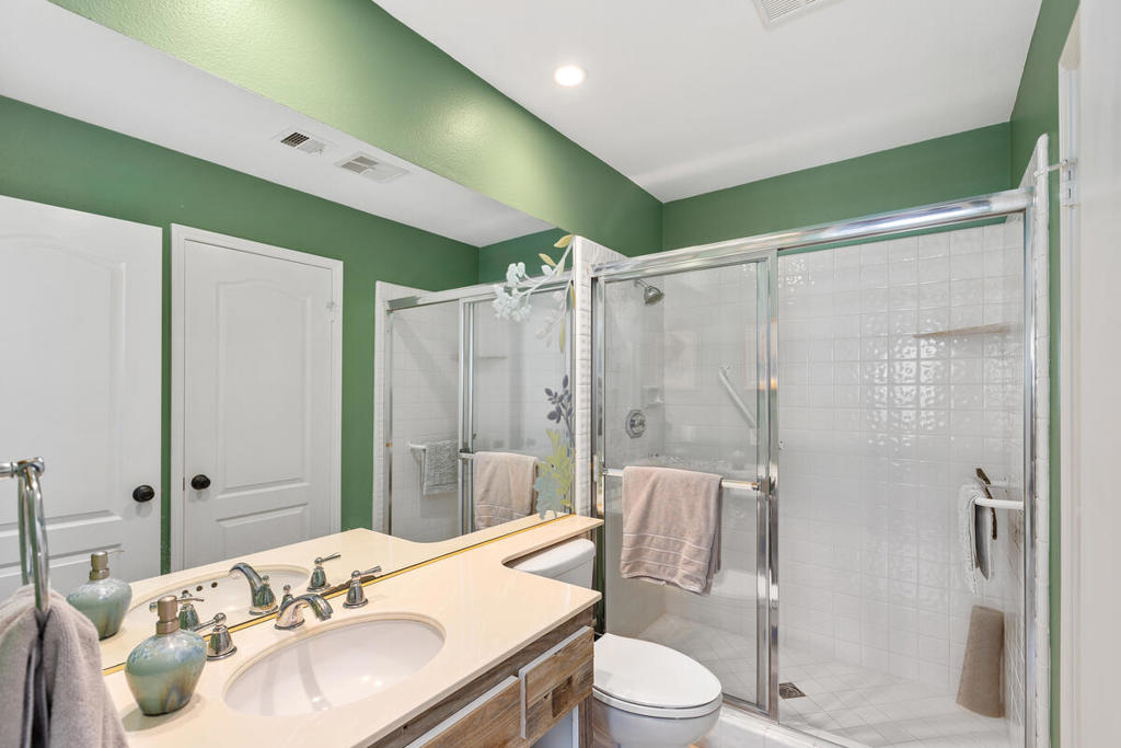 Mission Hills East - Residential Lease