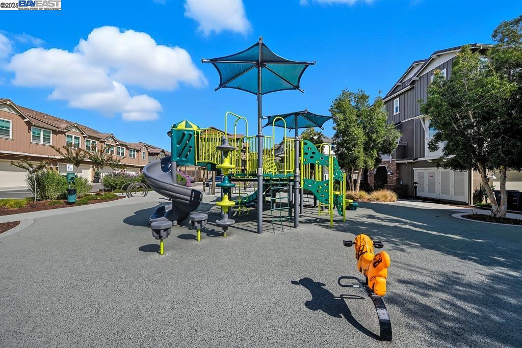 LIVERMORE - Residential