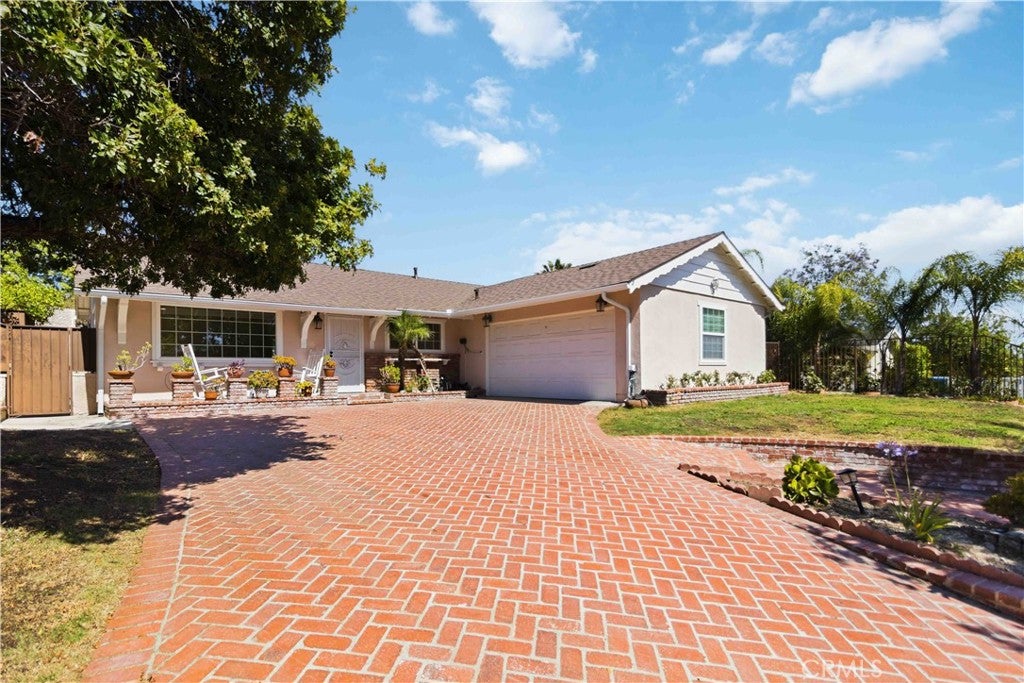 11652 Gerald AVE, Granada Hills CA 91344