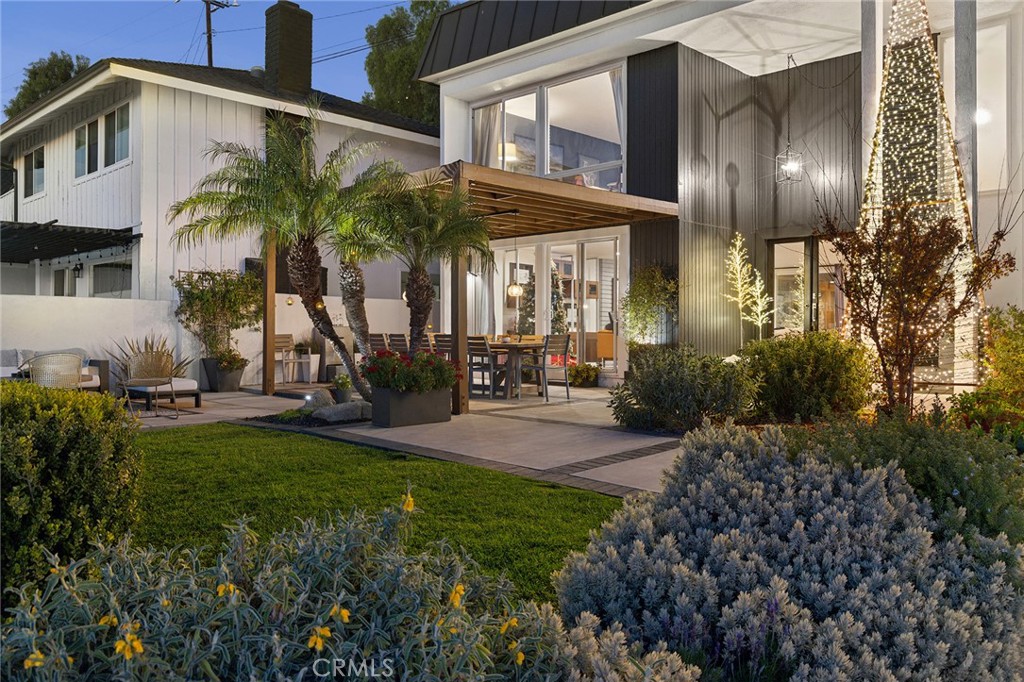 12276 Circula Panorama