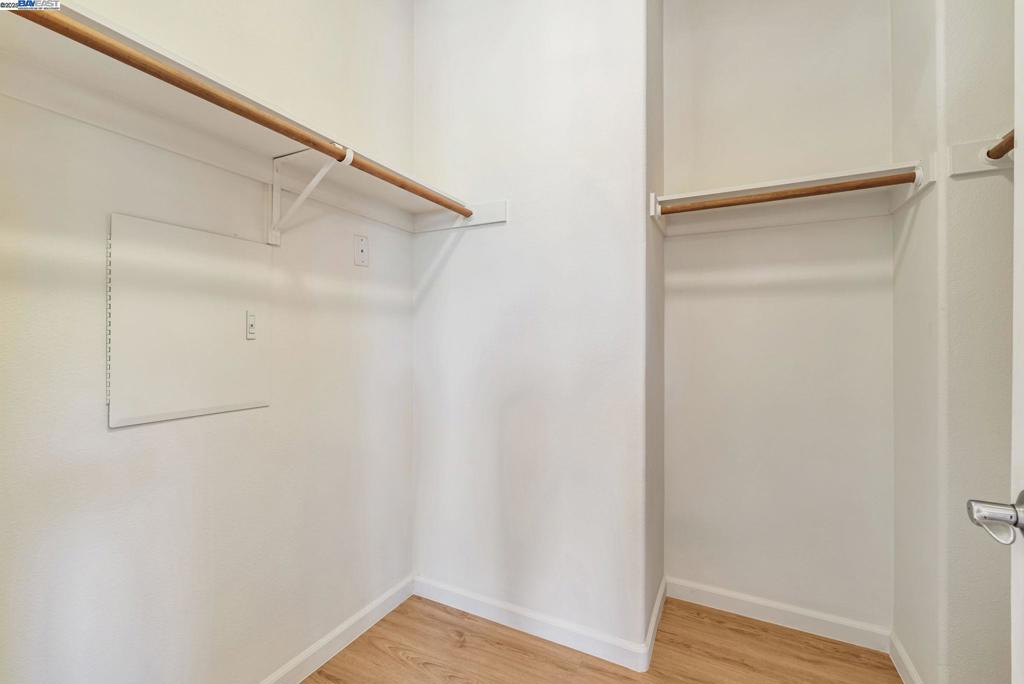 DISCOVERY  BAY - Residential