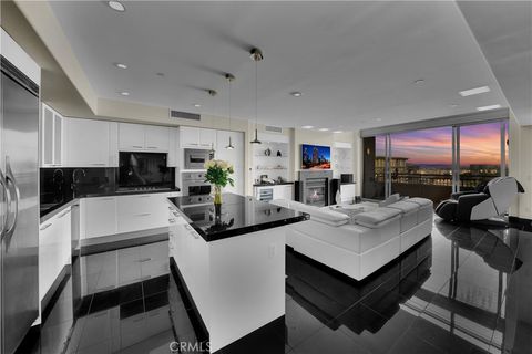8154 Scholarship Irvine CA 92612
