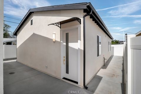 Photo of 10327 Wish AVE #1/4, Granada Hills, CA 91344 (MLS # SR26100747)