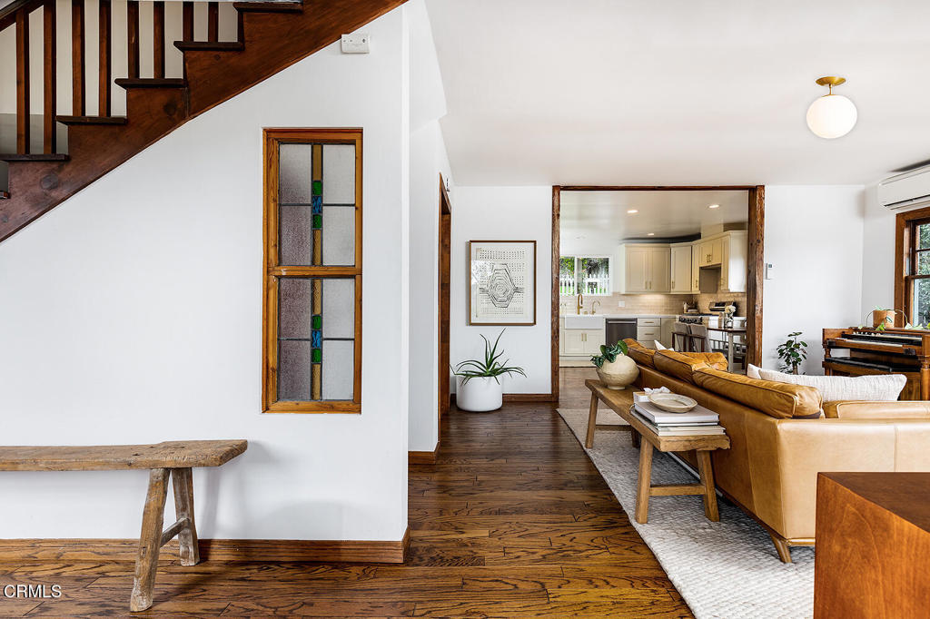 Properties 2 4195 York Boulevard