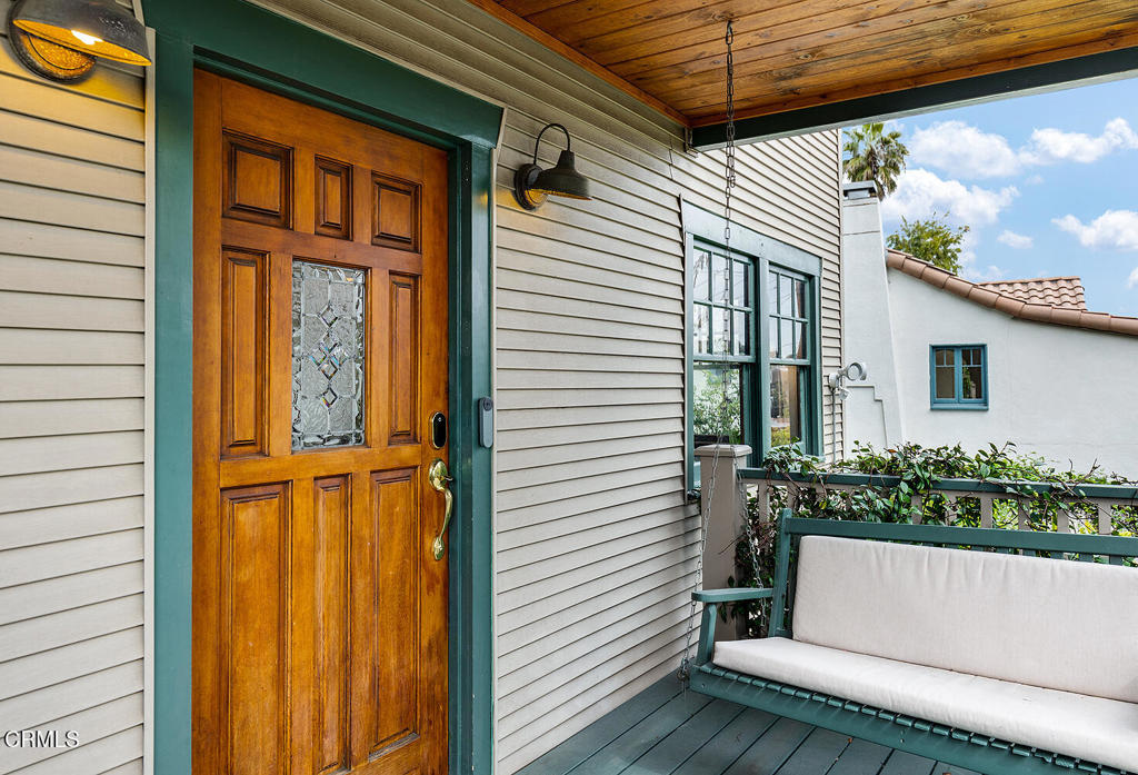 Properties 1 4195 York Boulevard