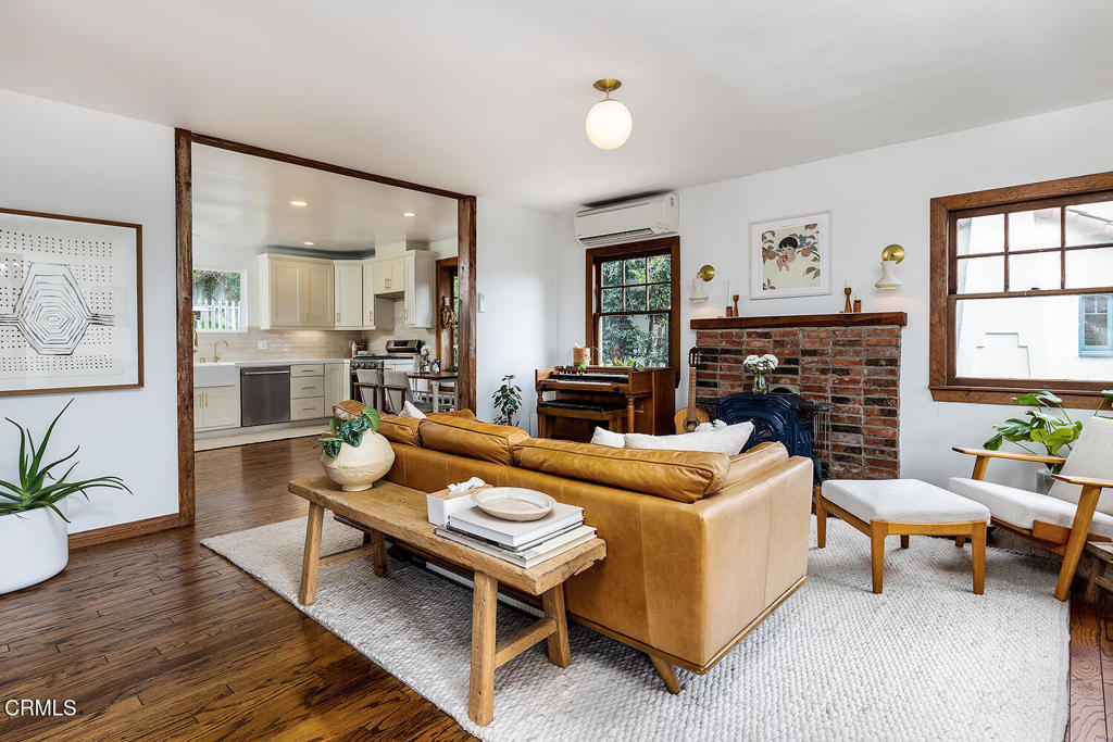Properties 3 4195 York Boulevard