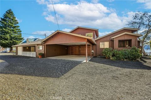 Photo of 10165 Lakeshore, Clearlake, CA 95422 (MLS # LC26034315)