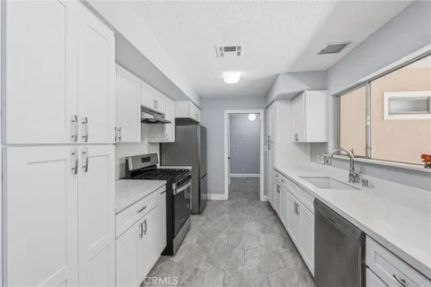 24673 Barton, Loma Linda, CA 92354 - MLS#: IV26064183