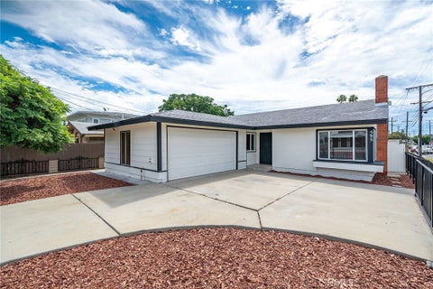 Photo of 595 W 13th Street, San Pedro, CA 90731 (MLS # WS26190808)