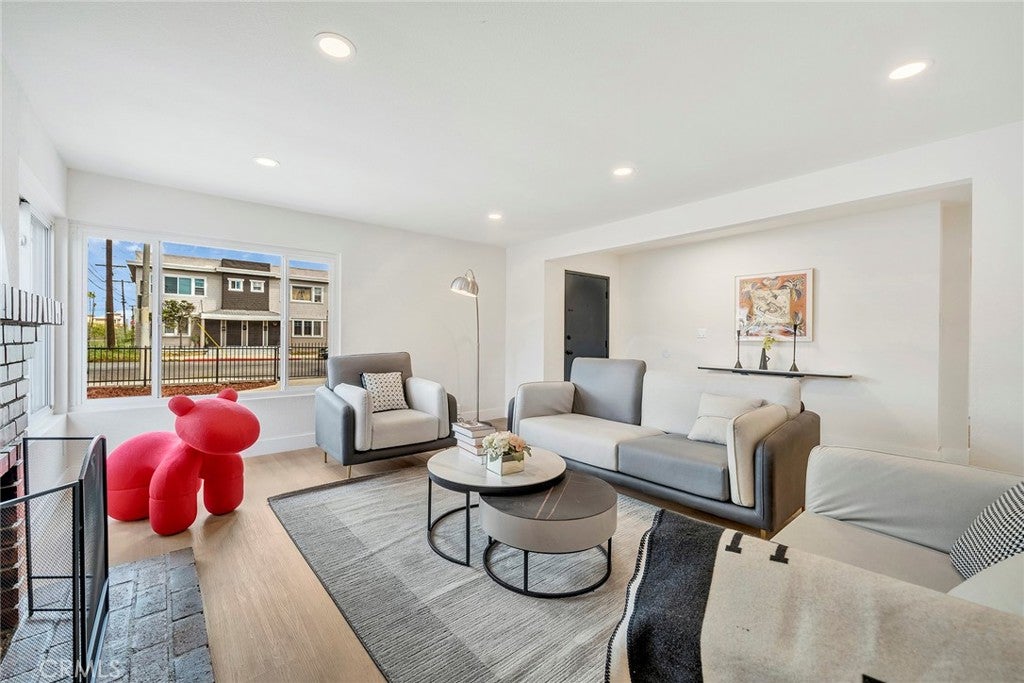 595 W 13th Street