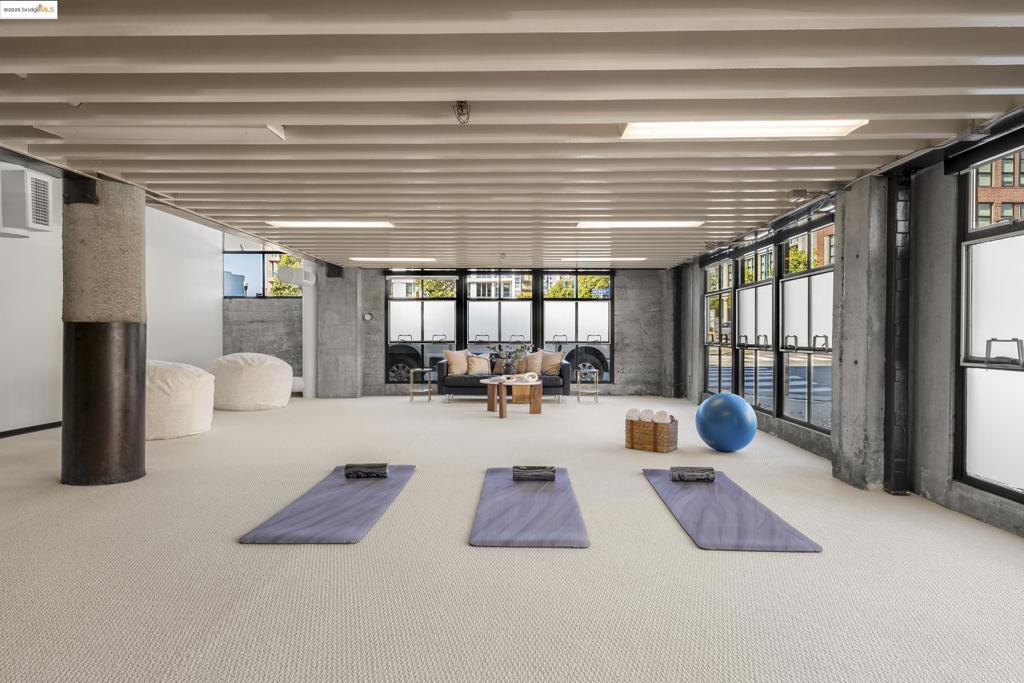 EMERYVILLE - Residential