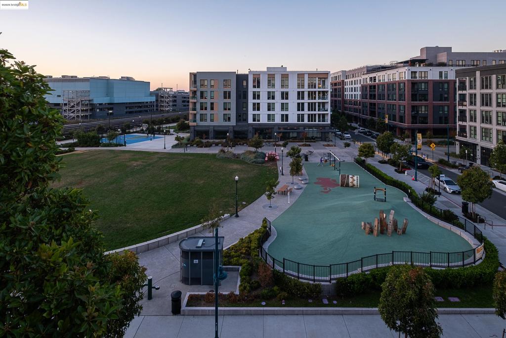 EMERYVILLE - Residential