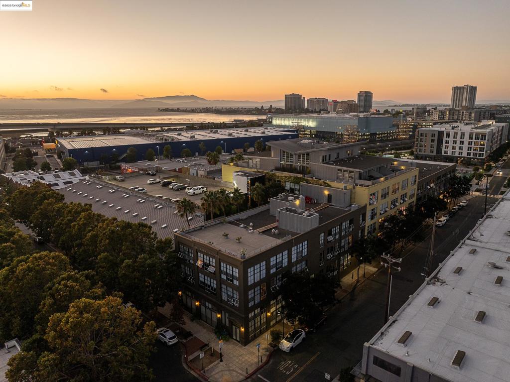 EMERYVILLE - Residential