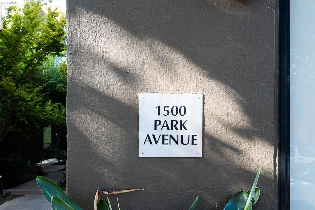 EMERYVILLE - Residential