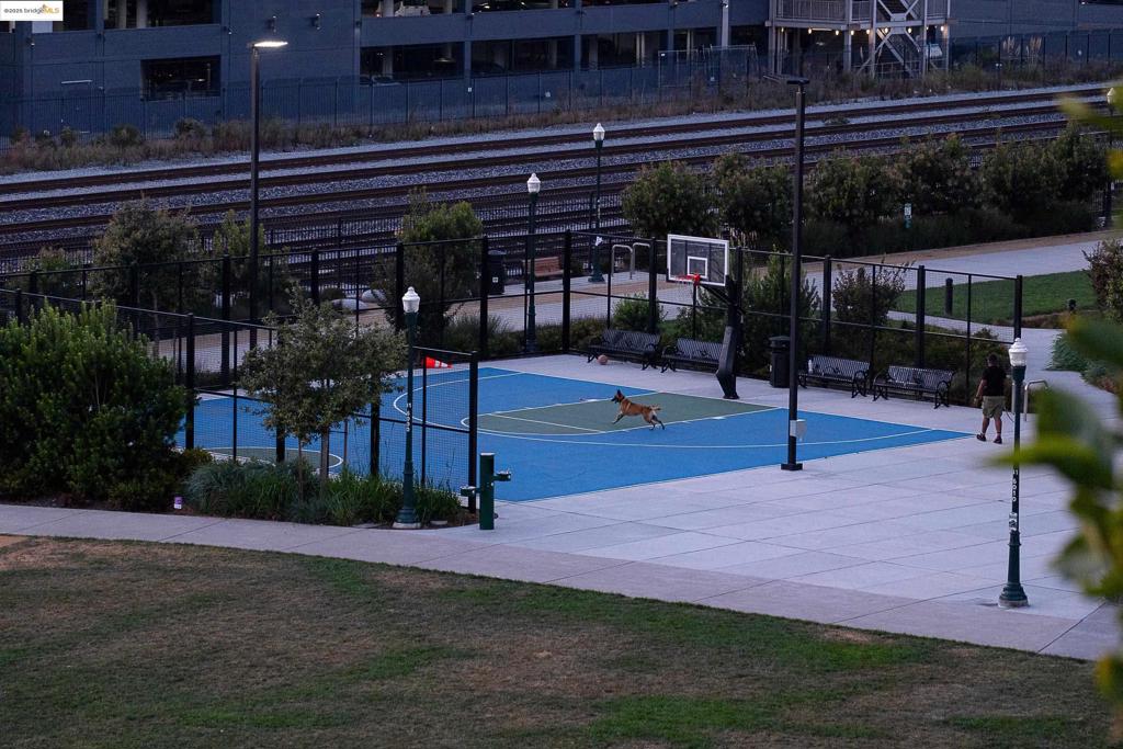 EMERYVILLE - Residential