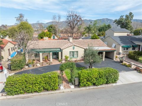 Photo of 1321 W Valleyheart Drive Dr, Burbank, CA 91506 (MLS # SR26030706)