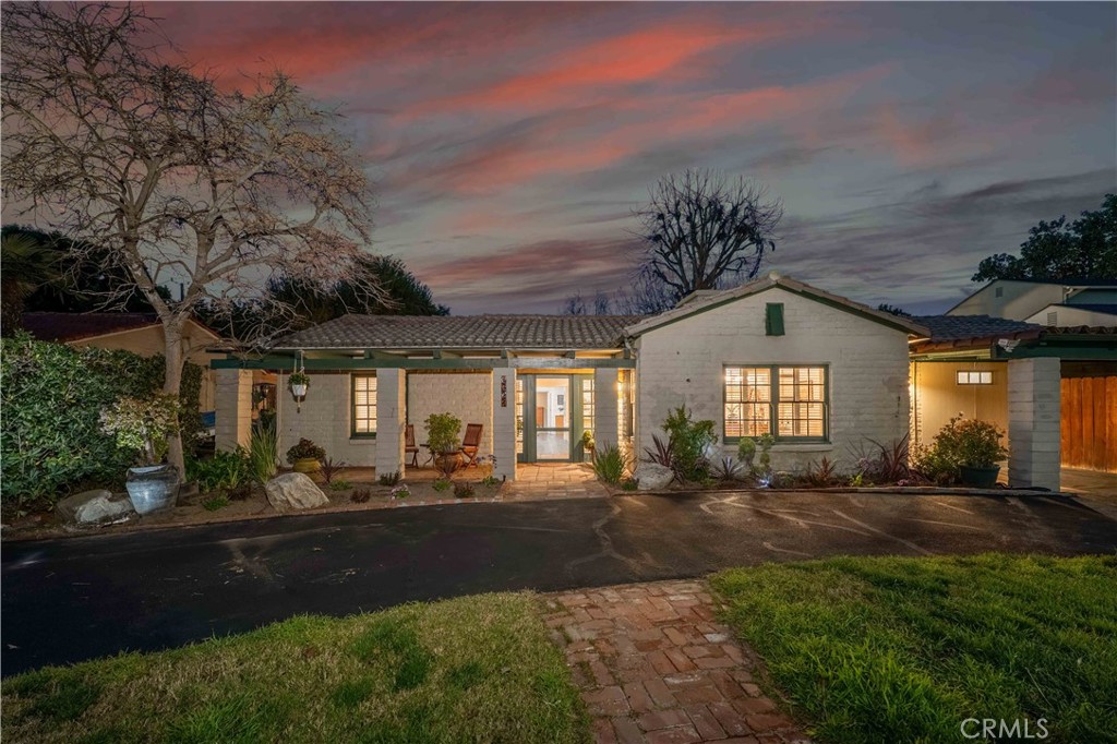 1321 W Valleyheart Drive