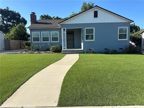 Photo of 464 W Columbia Avenue, Pomona, CA 91768 (MLS # CV25197740)
