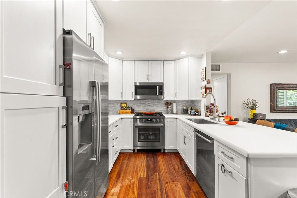 3860 Amberly Dr DR F, Inglewood CA 90305