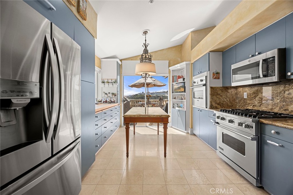 5 Monaco