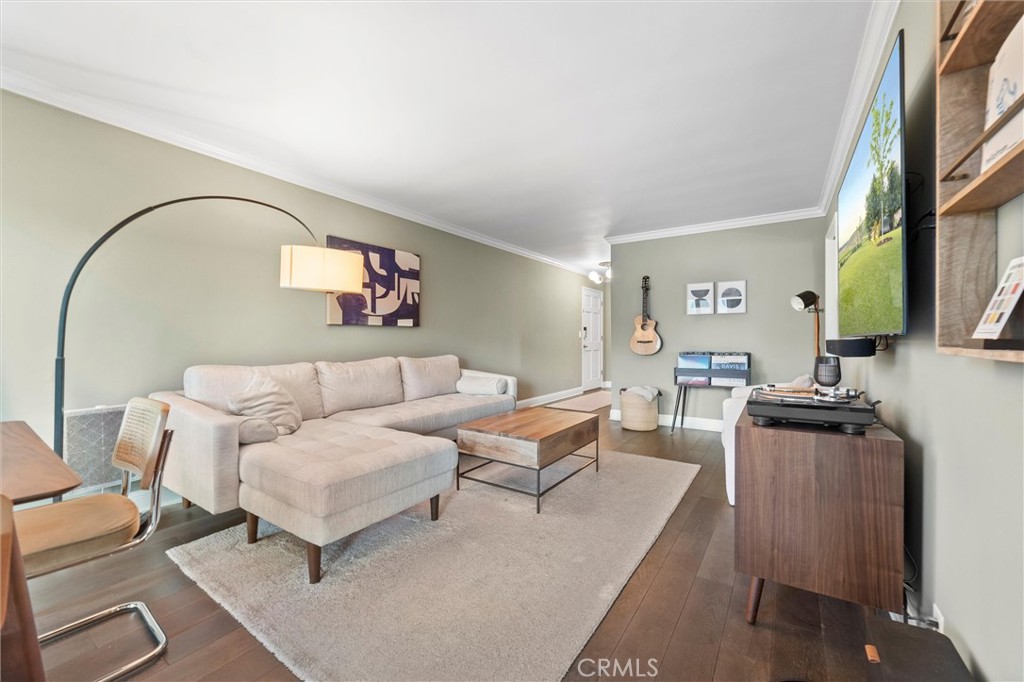 2302 2nd St 3D