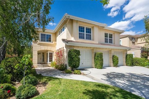 Photo of 23029 Weymouth Place, Valencia, CA 91354 (MLS # SR26078564)